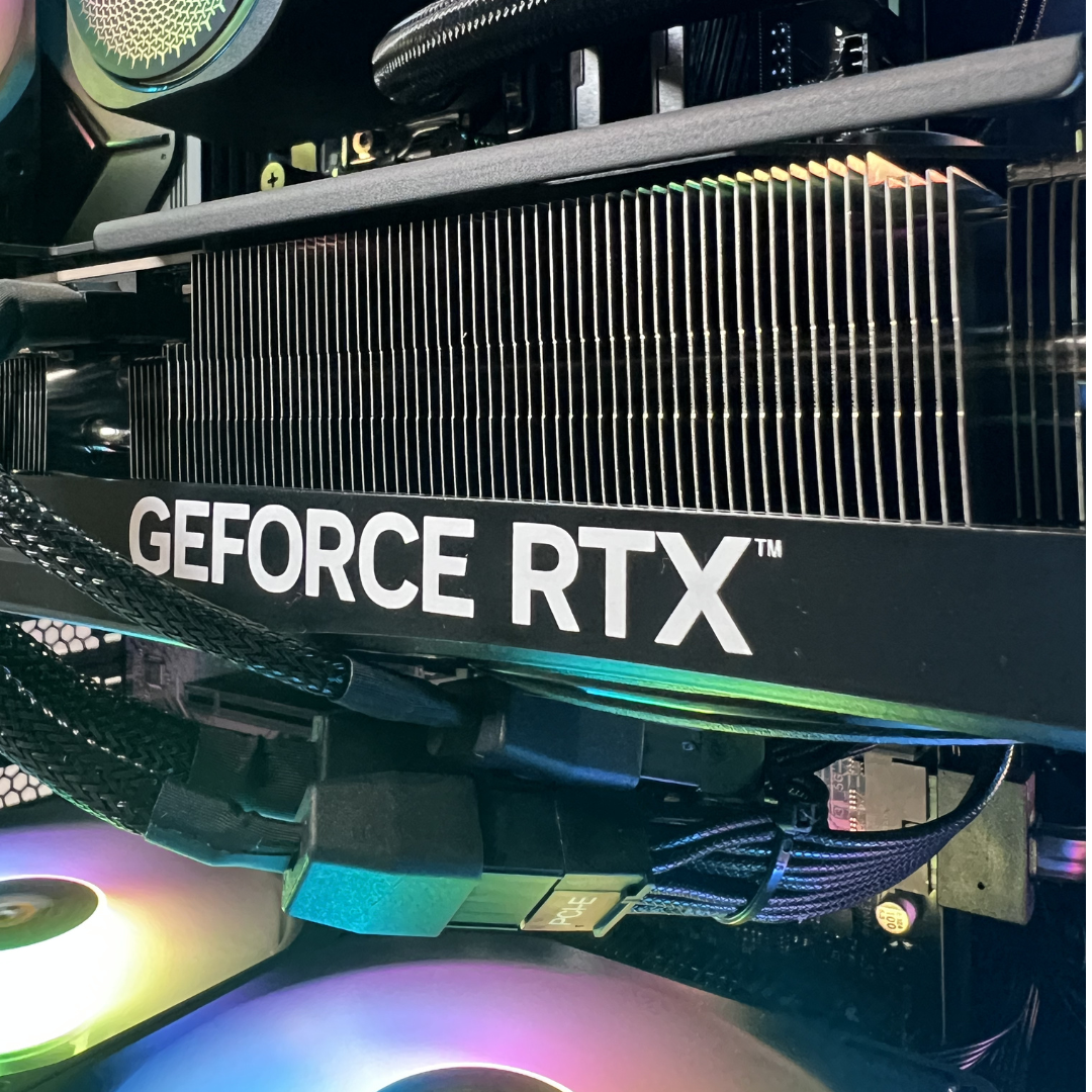 Molten Core - RTX 5070 Ti Gaming PC