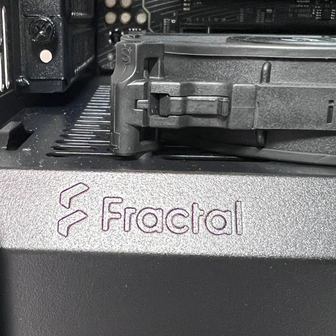 "Valhalla": Ryzen 7 7800X3D - Nvidia RTX 5070 Ti 16GB - 360mm AIO - 32GB RAM - 3TB SSD - X870 Wi-Fi - Windows 11 Home